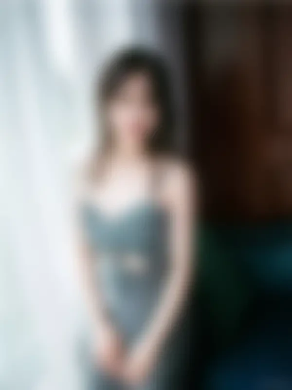 Nancy, 23